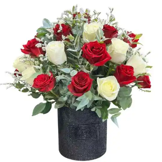 caja pote strass black con rosas importadas